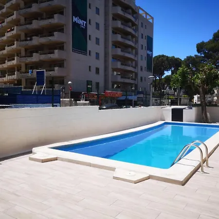 Cozy Flat With Wifi And Pool 5 Min To