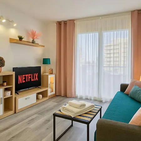 Cozy Flat With Wifi And Pool 5 Min To Apartment *