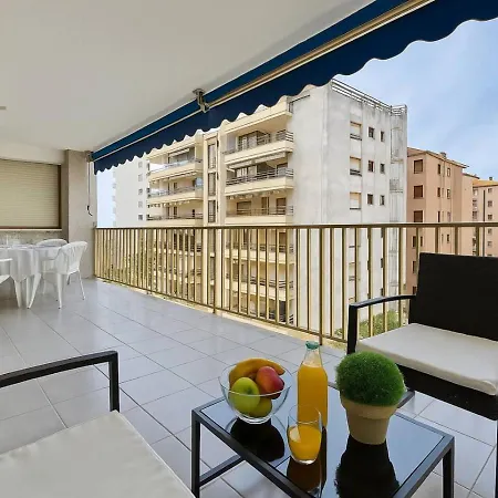 Апартаменты Cozy Flat With Wifi And Pool 5 Min To Салоу